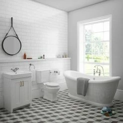 Chatsworth Close Coupled Traditional Toilet + Soft Close Seat 13 Chatsworth Close Coupled Traditional Toilet + Soft Close Seat -Chatsworth Shop CCWC nd7 460