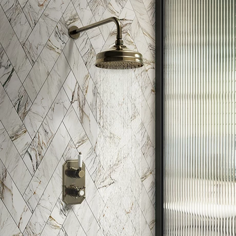 Chatsworth 1928 Antique Brass Traditional Shower With Concealed Valve + 8" Head 1 Chatsworth 1928 Antique Brass Traditional Shower With Concealed Valve + 8" Head