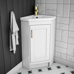 Chatsworth Traditional White Corner Vanity Unit