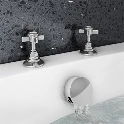Chatsworth Traditional Deck Bath Side Valves With Freeflow Bath Filler